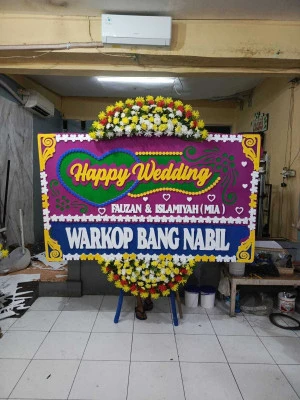 Papan Bunga di Wanakerta Telukjambe Barat